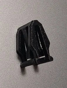 Ford Ranger fuse cover clip