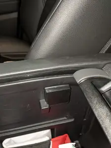 Toyota Highlander Qi charger removal cover