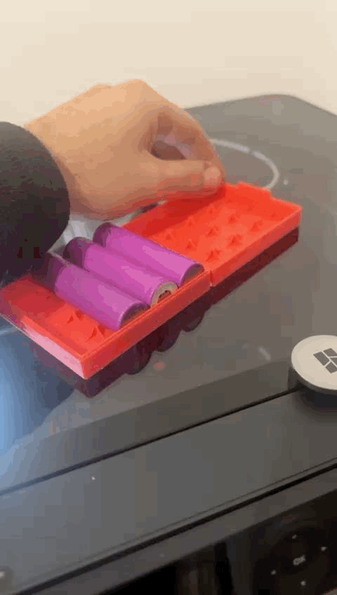 18650 Battery Case for eCig - Holds 4 Batteries