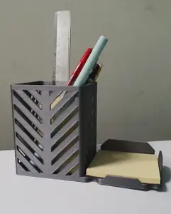 Organizer for pens and sticky notes (7.5cm x 7.5cm)