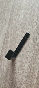 Hooks with different lenght, for lighter things.