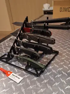 6 slot Pocket Knife Display Storage Stand for EDC regular size Knives in the open position