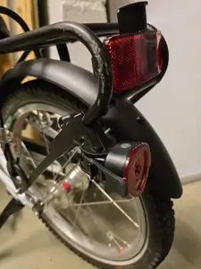 Woom 3/4 Rack Tail Light Mount