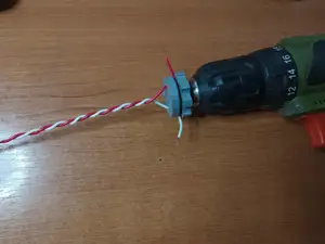 Wire Twister
