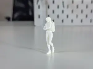 Miniature Woman/Tourist for your Diorama