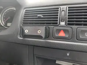 Volkswagen Golf 4 phone holder