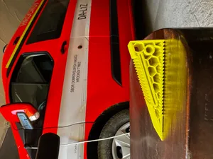 Rescue wedge firefighters - Dveřní klín pro hasiče
