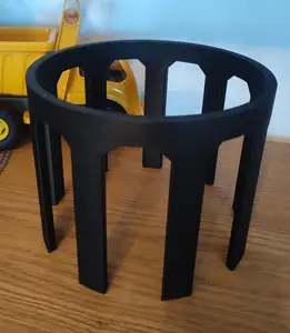 Simple bowl riser for a dog