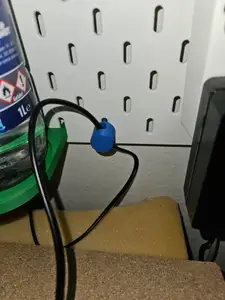 Electric Wire Wall Mount SKADIS