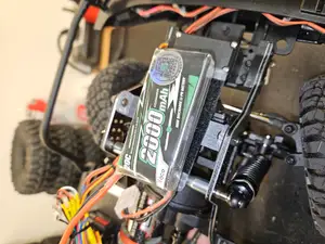 RGT Intruder front battery placement