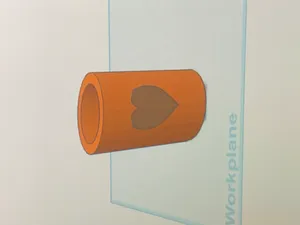 heart plant pot / pencil holder :)