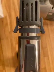 Zelmer vacuum cleaner broom retention clip