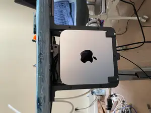 MacStudio Vertical holder