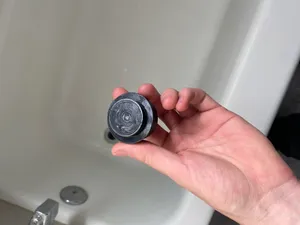 Bath Plug 5/8"