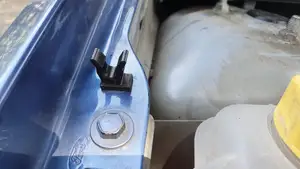 Ford Fiesta-Fusion MK5-MK6 Hood Prop Rod Clip