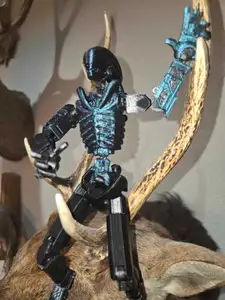 dummy 13 Xenomorph body and head Added arms!