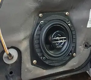 Ford Fiesta Mk4 Front Speaker Adapter