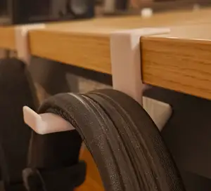 Simple headphone / headset holder ( for 25mm desk )