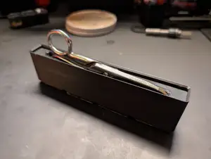 Gridfinity 4x0.5x5u/6u - Klein Electrician Scissors Holder