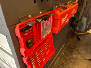 Milwaukee Shockwave box holder