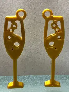 Champagne glass Earrings with bubbles