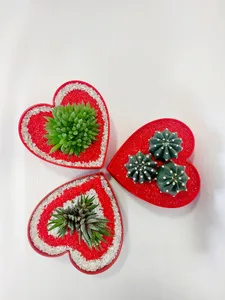 Heart planter