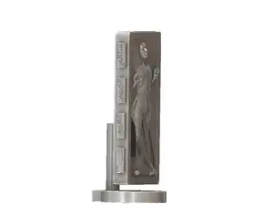 Han solo in Carbonite