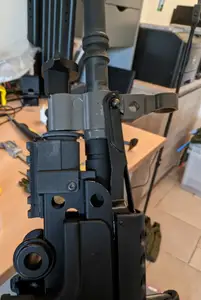 M249 front rail adapter (airsoft)