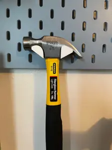 SKADIS Hammer Holder