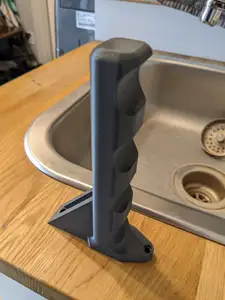 Hanger Bar with additional vertical support