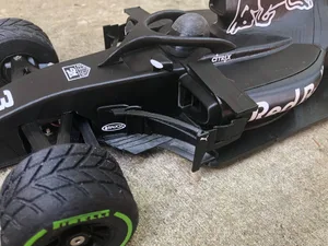 Red bull RB14 turning vane