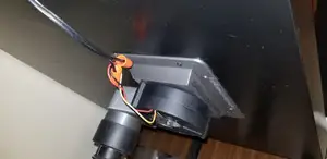 Lack table fume exhaust system