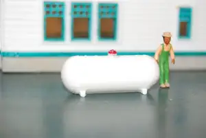 500 gallon propane tank (HO scale 1:87)