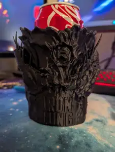 Regal & Markiplier - Iron Lung Blood Bucket Pop/Soda can holder