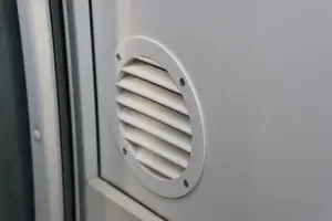 Aircon exhaust ventilation grille