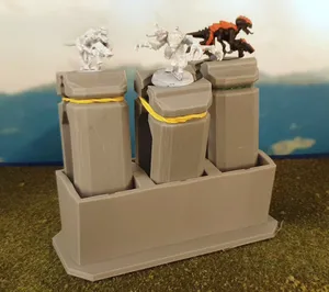 Batch painting miniature holder and stand