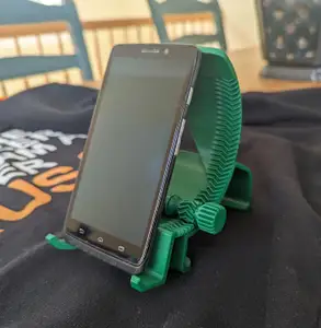 Phone Holder, smooth tilt adjustment, prints in place