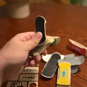 SpinDeck Fidget - KickFlip Magnetic Fidget
