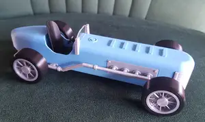 Racing car