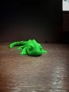 Cute Gecko – Articulated Toy- free to sell