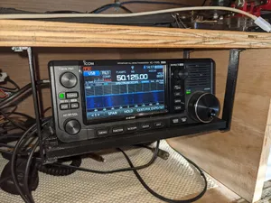 Ic-705 hanging shelf.