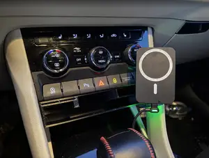 Skoda Karoq Organizer with integrated Smartphonemount (Ball)