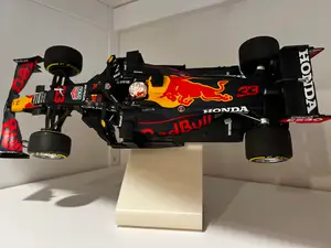 Stand for Minichamps 1/18 Formula 1 Car Model