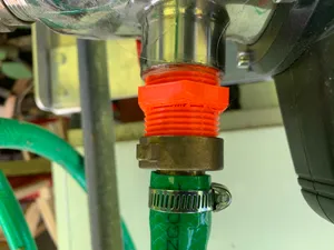 Hose adapter, 1" internal to 1" internal thread