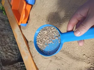 Sand Sieve / Sítko na písek