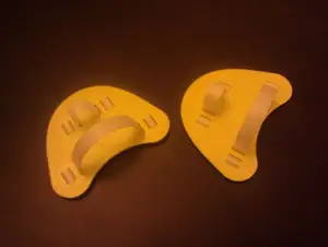 Finger paddles for swimming