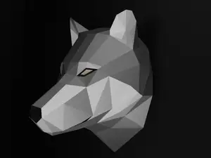 Low-Poly Grey Wolf Head