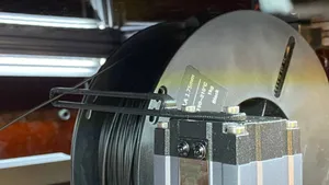 Snapmaker 2.0 filament guild (Work with the enclose)