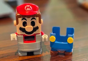 Lego Mario - Tanooki Power Up