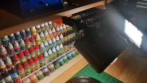 Under-shelf mount for work lamp
